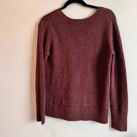 Cynthia Rowley Women's Purple Sweater with Side Slits Size S - Picture 2 of 12